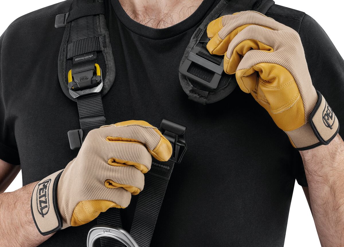 PETZL - ASTRO HARNESS