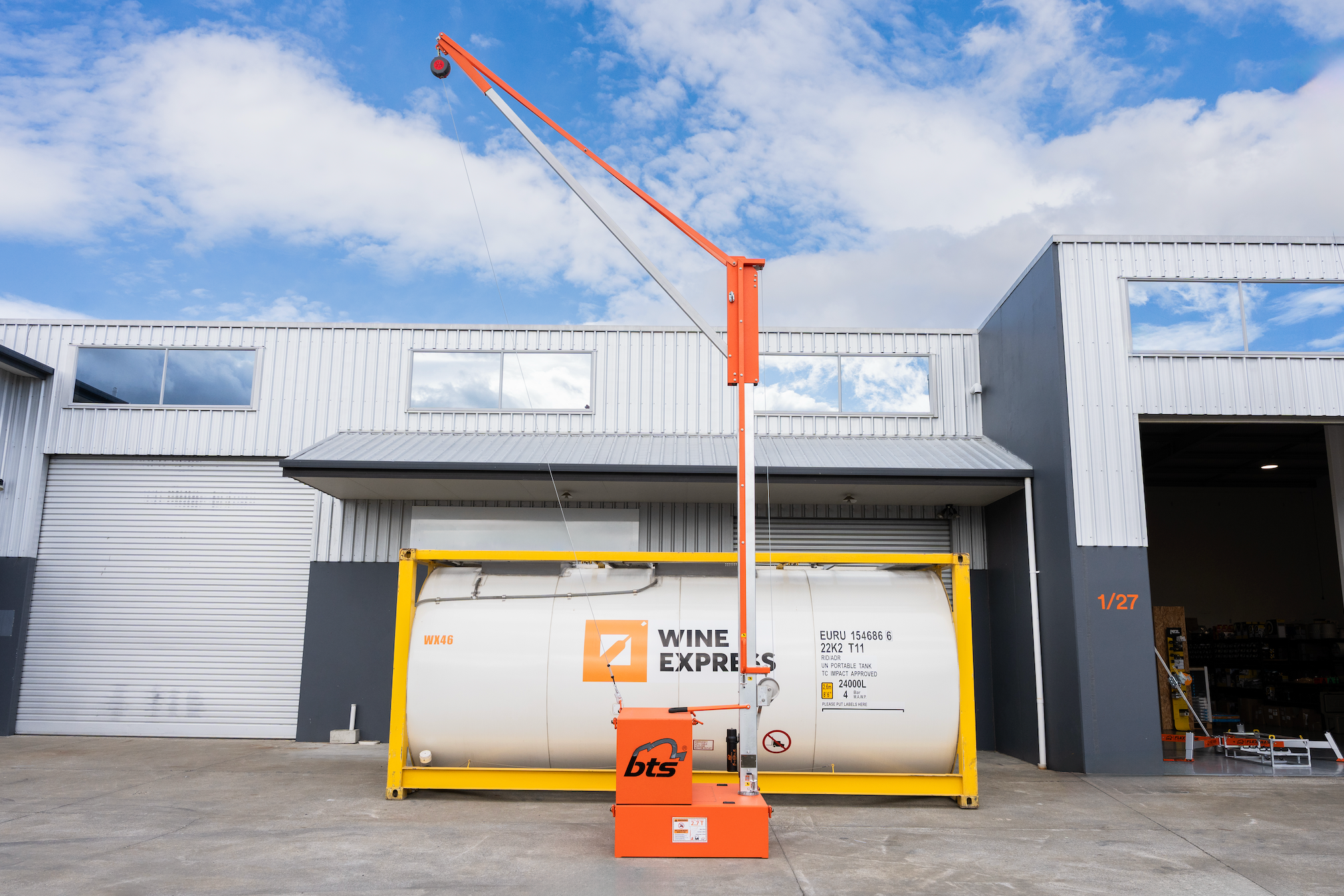 The BTS AirHook Lite: Portable, Versatile Overhead Fall Protection – NZ ...