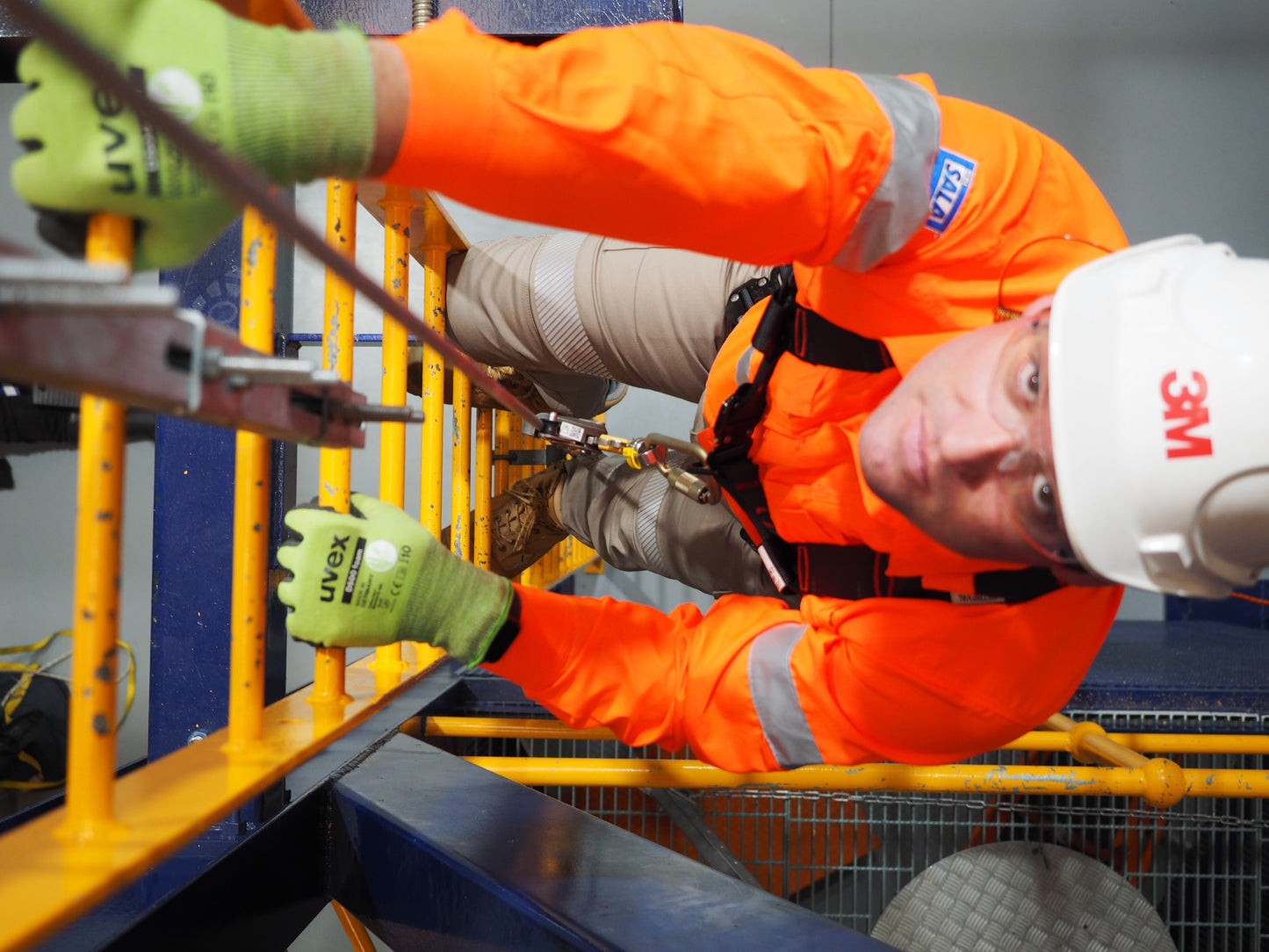 3M PROTECTA P200 1130116 Riggers Full Body Harness - Universal